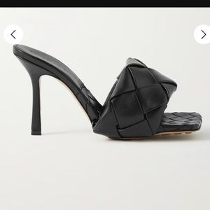 BOTTEGA VENETA Lido intrecciato leather mules Black Original-Used like new!w/tag